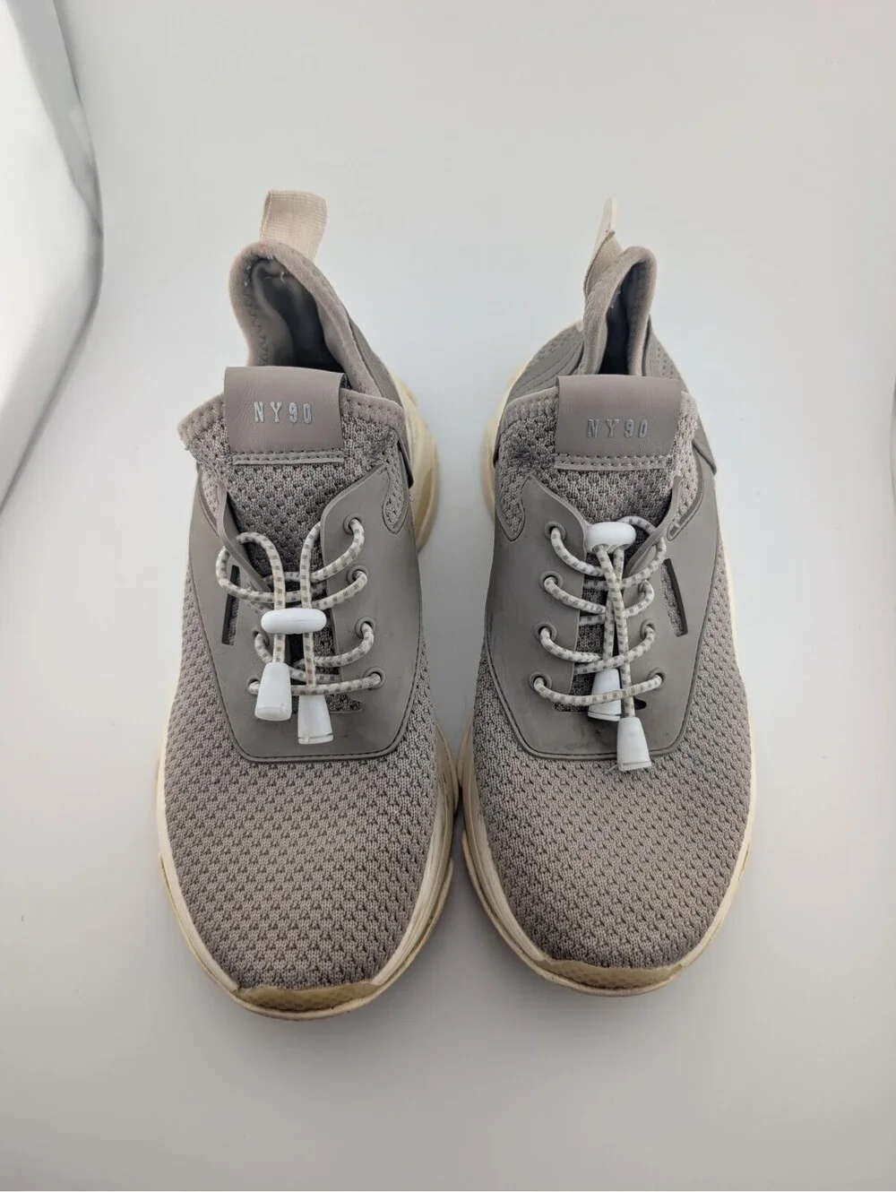 Steve Madden Women's Size 6.5 Myles NY90 Chunky Taupe Gray Sneakers MYLE01S1
